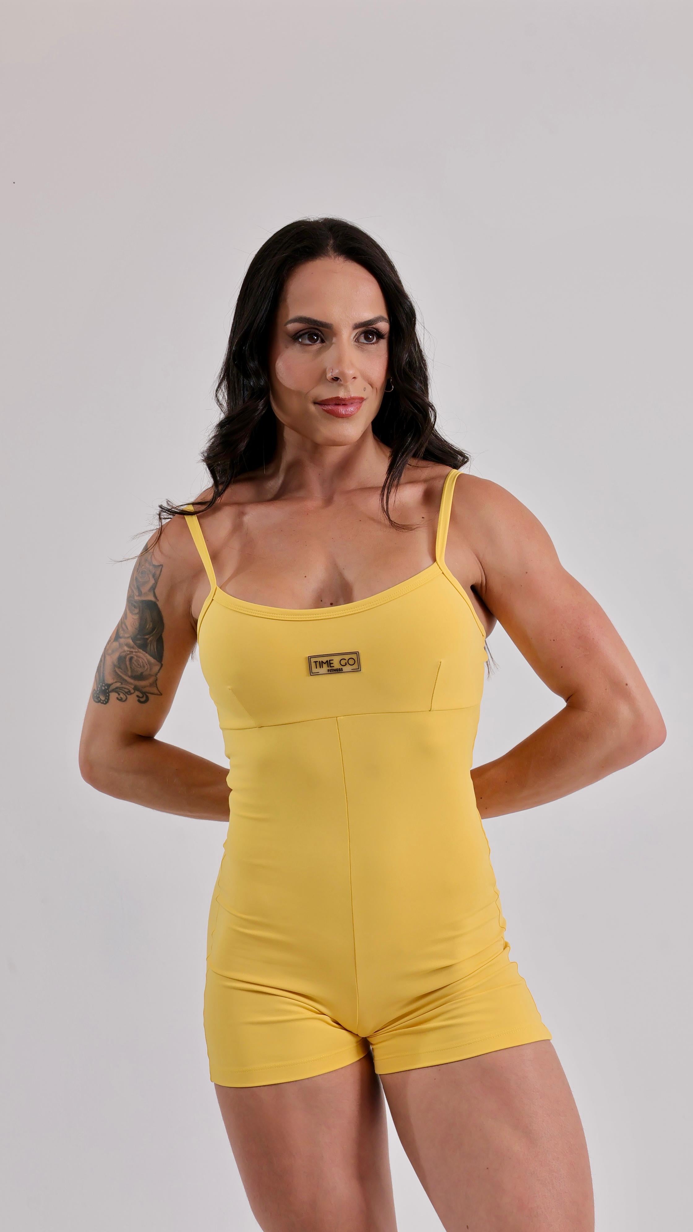 Macaquinho Amarelo com Costas Abertas e Alta Compressão