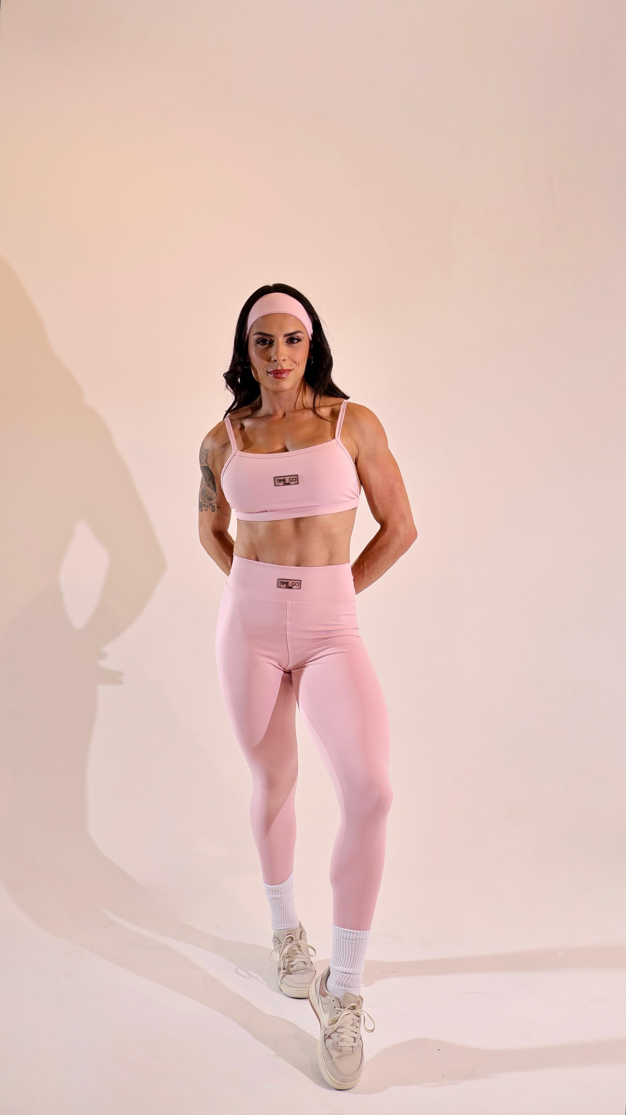 Conjunto Rosa com Top Estruturado e Legging Cintura Alta
