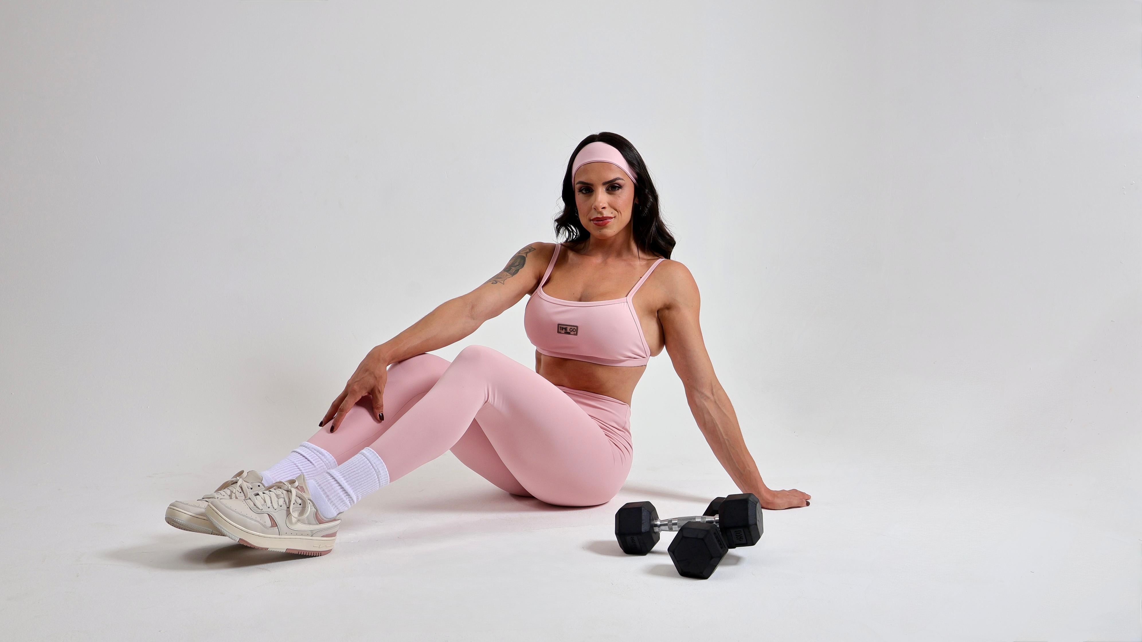 Conjunto Rosa com Top Estruturado e Legging Cintura Alta