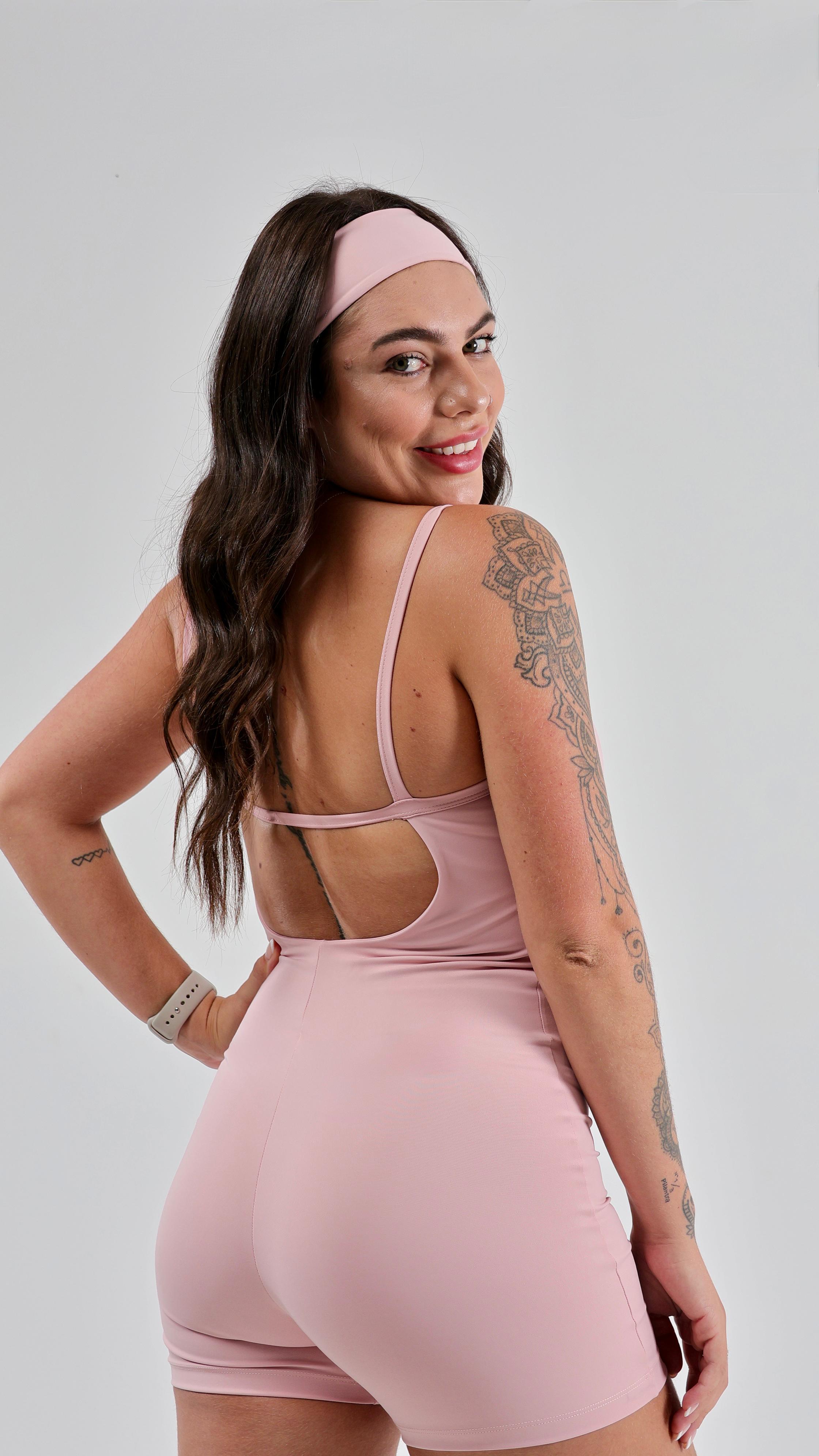 Macaquinho Rosa Claro com Alta Compressão